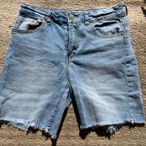 Forever 22. Size 25. Style low rise long shorts. Great condition.